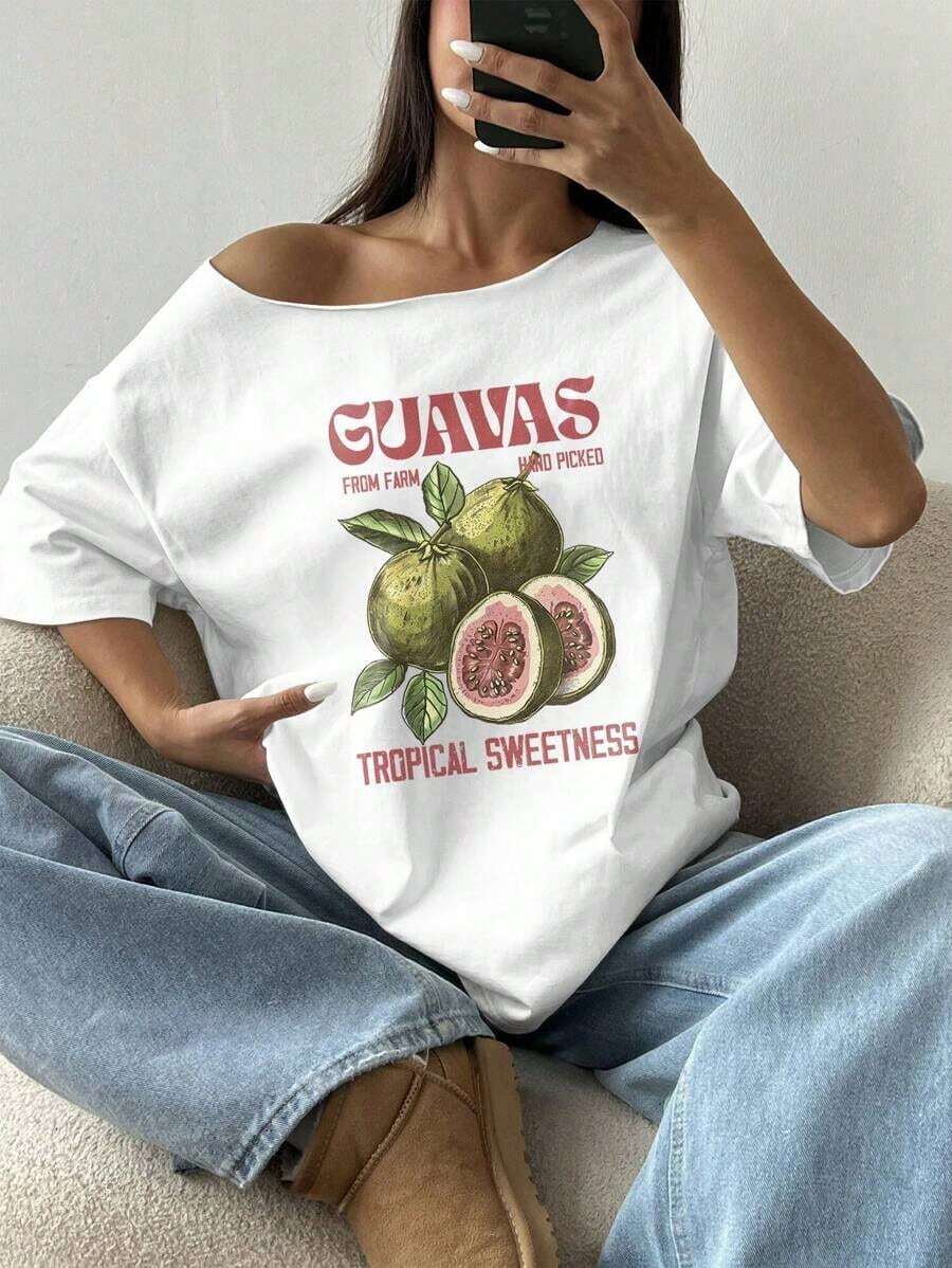 GiftFlirla Women's Loose Fit T-Shirt, White Pomegranate, Asymmetric Neck, Plus Size, Soft - 白色 - 查看 1