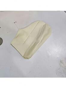 這款半透明防滑雨靴可愛且百搭，由耐用材質製成。實用的日常必需品，時尚的透明設計使其易於收納，同時也是精美的居家裝飾。 - 彩色 - 查看 10