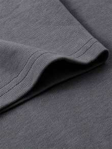 Men's Short-Sleeved Crew Neck T-Shirt With Print, Slim Fit Summer Casual Half-Sleeve, Modern And Comfortable Design, Urban Style, Printed Design, Casual T-Shirt, Basic T-Shirt, For Men And Women, For Couples - 灰色 - 查看 4