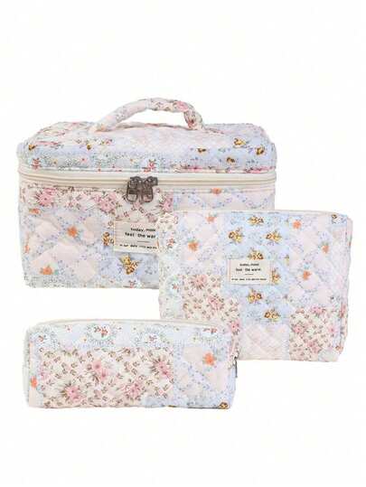 Casual & Stylish Patchwork Floral Large-Capacity Cosmetic Bag Set - Quilted Printed Ladies' Makeup Pouch, Portable Handbag & Beach Tote, Multifunctional Organizer Case, And Travel Toiletry Bag. Spacious Enough To Hold Individual Lash Clusters, False Eyelashes, Cosmetics, Makeup Supplies, Hair Accessories, Combs, Lipsticks, Lotions, And Hairbrushes.