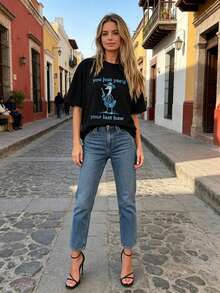 Women's Retro Loose Fit Graphic T-Shirt With Silly Goose Logo, Summer Graphic Tees For Women. Casual Tees For Women, Basic Tees For Women, Polyester Tees For Women, Loose Fit Tees, Fun Minimalist Tees, Letter Tees For Women, Printed Tees, Limited Time Offers, New Arrival Promotions, New Seasonal Arrivals, Limited Time Offers, Tees, Commemorative Tees, Funny Tees, Bohemian Style - 黑色 - 查看 1