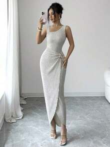 Elenzya Vestido de verano nuevo a rayas sin mangas para mujer, vestido a rayas con hebilla metálica asimétrica en el lateral, estilo europeo y americano ajustado y estilizante con hebilla asimétrica lateral y largo - Albaricoque 2 - Ver 4