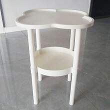 Bàn phụ bằng nhựa kiểu dáng tối giản hiện đại - Bàn đầu giường chắc chắn với thiết kế hình cỏ bốn lá cho phòng khách, phòng học, phòng ngủ. - trắng - Xem 9