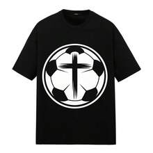 Short-Sleeved T-Shirt With Football Cross Print, Ideal For Wearing At Home, Street, Park, Gym, Sporting Events, Regular Fit, Casual Style, Comfortable And Breathable. - 黑色 - 查看 1