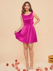 Vestido de cóctel vintage de los años 50 con silueta A, lazo, cuello redondo y diseño sin espalda - Rosa Fucsia - Ver 2