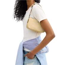 Coach Women's Nolita 19 Bag - 水洗黃 - 查看 2