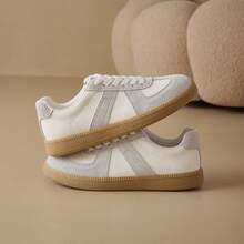 Zapatos casuales unisex, talla 36-45, zapatos casuales de mujer y zapatos deportivos de hombre, zapatos planos de suela blanda con cordones, zapatos cómodos y livianos de hombre para uso diario, de corte bajo,,,,,Zapatillas blancas de mujer, novedad de verano 2026, zapatillas deportivas casuales blancas vintage para combinar con faldas, zapatillas de entrenamiento alemanas. - P143143 Amarillo - Ver 6