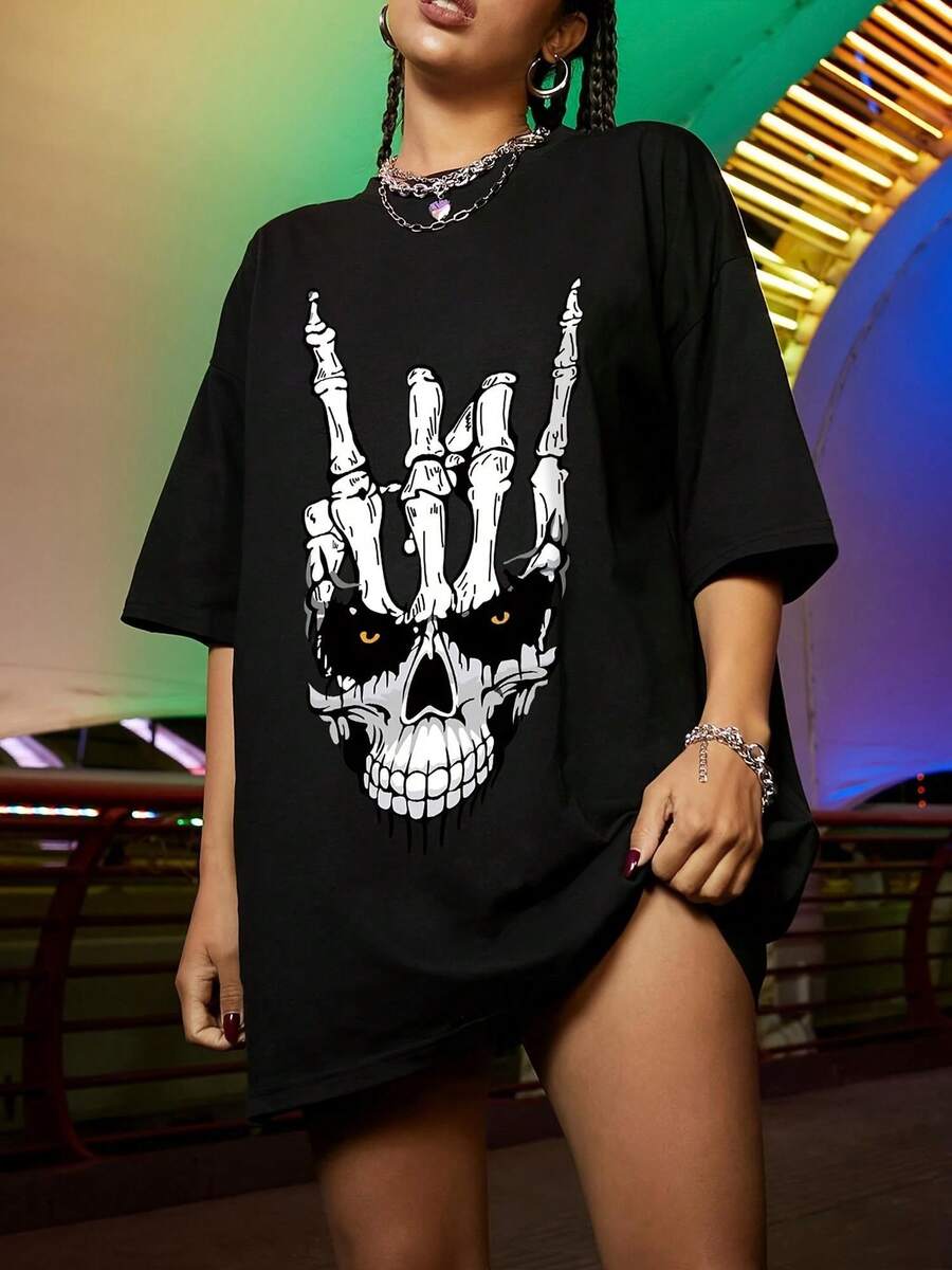 Women's Gothic Skull Graphic T-Shirt - Oversized Drop Shoulder Crew Neck Loose Black Shirt For Streetwear And Everyday Outfits - Casual Non-Stretch Fabric Top, Summer Fashion, Bold Statement Tee, Comfortable Fabric, Short Sleeve T-Shirt, Alternative Fashion - 白色 - 查看 1