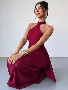 Vestido elegante y romántico para fiesta, cóctel o cita.Vestido largo asimétrico de línea A, con cuello halter sin mangas, color borgoña, para invitada de boda, cita, fiesta de cumpleaños o evento elegante - Burdeos - Ver 5