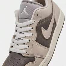 Nike Air Jordan Retro 1 Low SE Women's Casual Shoes Pinksicle/White/Black IV2446-684 | Low-Top Versatility, Everyday Wearable - 棕色 - 查看 4