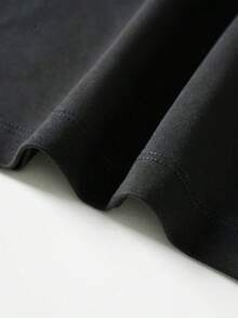 Printed T-Shirt With A Design On The Back, Modern And Fashionable, Perfect For Summer, Versatile, Short-Sleeved T-Shirt With A Round Neck, Casual Top For Everyday Wear, Men's Clothing - 黑色 - 查看 4