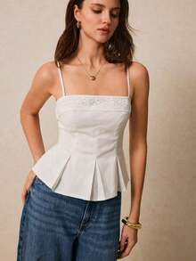 Top de cami con detalle bordado y volante de tirantes finos - Ideal para un verano elegante y con estilo, Blusas de mujer con volante, Blusas de tirantes finos, Blusas de verano lindas, Bordadas, Ropa casual y elegante - Albaricoque - Ver 11