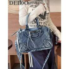 New Vintage Washed Denim Crossbody Bag, Casual Y2K Style Shoulder Bag, Dual Handle Tote Bag, Compact Design With Large Capacity, Suitable For Work Commute, Shopping, Travel And Back To School, Fashionable Street Style Bag, Medium Size Denim Crossbody Bag, Perfectly Fits Denim Girl Style - 藍色的 - 查看 7