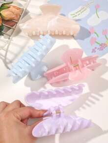 4pcs Macaron Gradient Color Hair Clips Set, Lightweight Acetate Plastic Hair Clips, Sweet And Minimalist Style Hair Accessories Suitable For Women And Girls. Macaron Gradient Dyeing Fresh And Healing, Arched Hair Clips Design Versatile For Daily Wear And Commuting Vacay Beach Claw Clips - Multicolor - View 5