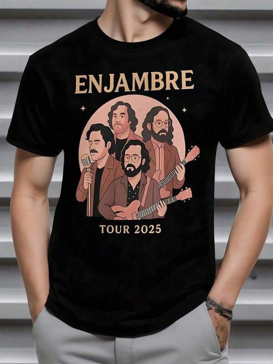 Artistic Portrait Of The Band Enjambre With Four Musicians Holding Instruments In Warm Tones And A Circular Background With Stars That Conveys Concert Energy And Passion For Music. Perfect For Fans And Collectors. Men's T-Shirt, 100% Cotton, 220g - 黑色 - 查看 1