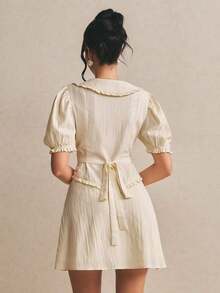 Vestido casual mini de unicolor con diseño de botones y mangas cortas con pétalos para mujer - Amarillo claro - Ver 2