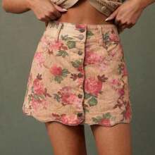 guangzhougaolangshangmao  Falda vaquera mini de línea A con estampado de flores, de algodón 100%, con botones delanteros y cintura alta con escote ondulado. Casual, linda, para otoño, invierno, estilo bohemio, vestimenta occidental para mujer, atuendo para conciertos de música country - Albaricoque - Ver 1