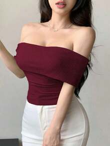 Camiseta ajustada de hombros descubiertos minimalista, casual para uso diario, tops cortos para mujeres para salir - Burdeos - Ver 6