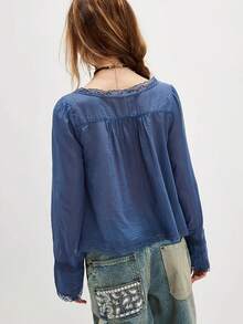 Women's Lace Trim Long Sleeve Blouse Scoop Neck Tie Front Pleated Sheer Flowy Peasant Top Victorian-Inspired Cropped Shirt with Bell Cuffs for Boho Cottagecore Styling Layering  Everyday Feminine Outfits - Azul - Ver 2
