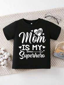 T-Shirt For Mom, The Ultimate Hero - With A Stylish Heart And Star Design, Modern And Elegant Lettering, Comfortable Fabric With A Round Neck, Fun And Cheerful Aesthetic Style - An Ideal Gift For Mother's Day Or Mom's Birthday, Suitable For Mom, Daughter And Son. - 黑色 - 查看 2