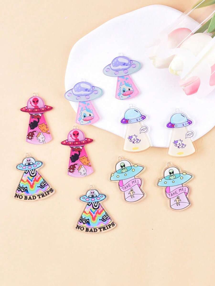 10pcs Alien Spaceship Acrylic DIY Jewelry Pendant - Multicolor - View 1