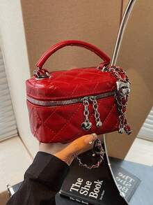 New Classic Multifunctional PU Waterproof Fabric Quilted Handbag, Lightweight Portable Zipper Closure Design, Heart Zipper Decoration, Shoulder Crossbody Boxy Round Bag, Suitable For Shopping, Travel, Commuting, Holiday Gift, Participating In Favorite Activities - Red - View 5