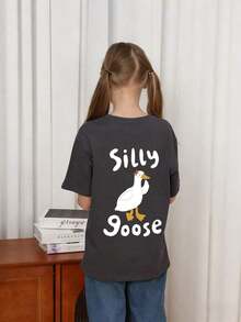 Camiseta para niña "Silly Goose" con estampado de ganso de dibujos animados, tela suave y cómoda, adecuada para deportes al aire libre, uso diario, estilo urbano, estilo universitario, top versátil y a la moda para primavera/verano. - Gris Oscuro - Ver 3