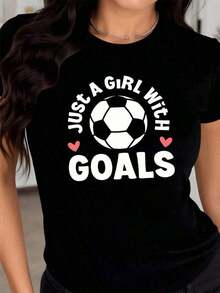 Minimalist The Print Shows A Soccer Ball Surrounded By Hearts, Symbolizing The Passion, Strength, And Determination Of A Woman Fighting For Her Goals. Women's T-Shirt, 100% Cotton, Comfortable And Modern. New Summer Women's T-Shirt, Casual And Comfortable Crew Neck Top. Everyday Wear - 黑色 - 查看 1