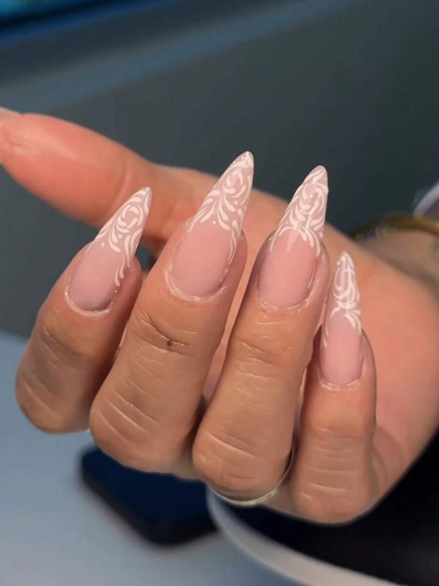 A Set Of 24 Exquisite Long, Pointed Press-On False Nails Featuring A French White Lace Design, Perfect For Nail Art For Girls And Women At Weddings, Dates, Afternoon Tea, And Business Commutes. - Multicolor - View 1