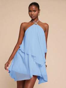 Women's Casual Mini Dress With Spaghetti Straps, Open Back, Ruffles, And An Asymmetrical Hem In A Green Ombré Effect. Perfect For Beach Vacations, Spending Time With Sisters, Or Everyday Wear. A Stylish Green Ombré Mini Dress. - 香檳色 - 查看 1