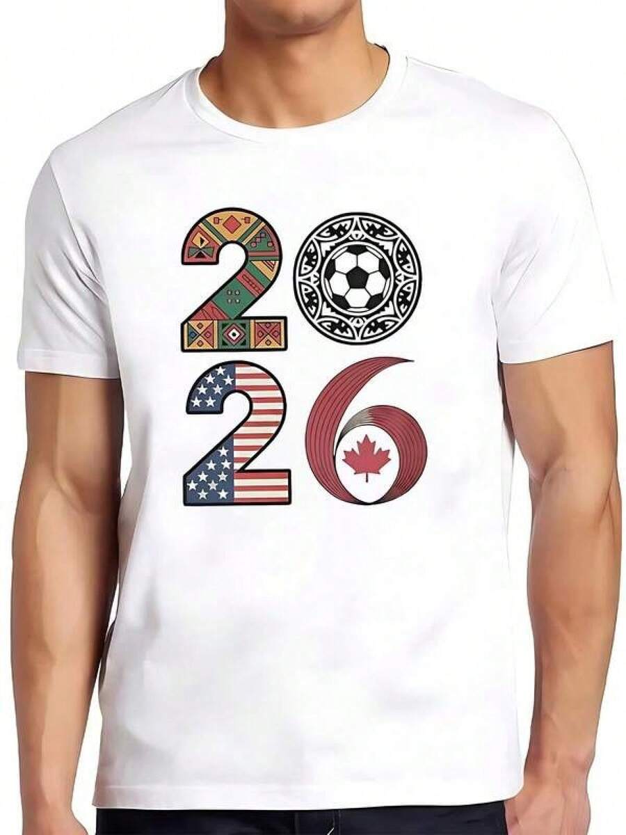 El estampado muestra el número 2026 con símbolos culturales que representan la unión de países y la pasión por el fútbol evocando celebración y amistad internacional Camiseta de hombre moderna cómoda ideal para momentos deportivos y casuales - Negro - Ver 1