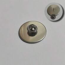 1枚2D立体北极狼与极光胸针,独特创意,可装饰衣物、背包、衣领和帽子。这款百搭时尚配饰让每个时刻都更加特别,是圣诞节、新年和生日的理想之选。 - A - 查看 7
