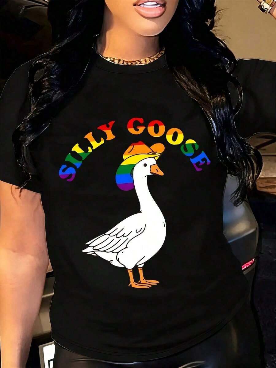 Comfortable For All-Day Wear. This Women's Casual T-Shirt Features A Crew Neck, Short Sleeves, And A Relaxed Fit. It Has A Graphic Print Of A Rainbow Hat And A Silly Goose Duck, Making It Ideal For Everyday Wear And Fun Outings. The Comfortable, Relaxed Fit Flatters All Body Types, While The High-Quality Material Feels Soft Against The Skin And Offers Durability. - 黑色 - 查看 1