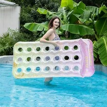 1 pieza Colchoneta flotante de piscina transparente y creativa multicolor, hamaca de silla de descanso con agujero impreso, colchoneta inflable para nadar, colchoneta para tomar el sol en fiestas, flotador de piscina, esencial de playa, accesorio de playa - Lámina flotante redonda con agujeros y degradado de purpurina de 180# - Amarillo Rosa - Ver 3
