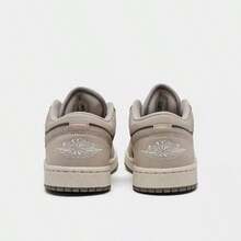 Nike Air Jordan Retro 1 Low SE Women's Casual Shoes Pinksicle/White/Black IV2446-684 | Low-Top Versatility, Everyday Wearable - 棕色 - 查看 5