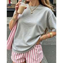 Camiseta Mujer Cuello Redondo con Diseño de Nudo en la Parte Delantera, Corte Asimétrico (Delantero Corto y Espalda Larga), Estilo Casual y Moderno - Gris - Ver 6