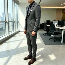 Los trajes de hombre son adecuados para ocasiones como entrevistas de trabajo, ceremonias de graduación y eventos de negocios. - Gris Oscuro - Ver 4
