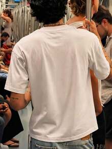 Camiseta Oversize Fractyr para Hombre con Estampado de Oso de Peluche y Corazón "NO LOVE", Tacto Suave, Color Blanco Ceniza, Estilo Grunge Urbano, Diseño Gráfico de Estética Oscura - Blanco - Ver 6