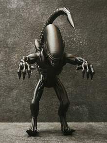 Hanging Display Screen Alien Figurine | Super Cool Desktop/Computer Decorative Sculpture Mini Ornament | Christmas/Birthday Party Creative Gift - Alien Figurines - View 4