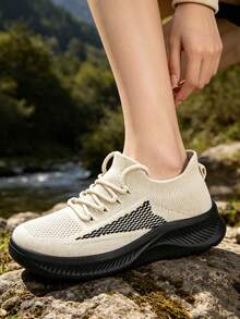 RUSHINE 2025 Frühjahr/Sommer Neue atmungsaktive Strick-Socken-Schuhe, Slip-On Luftkissen-Wanderschuhe, weiche Sohle rutschfeste Sportschuhe, vielseitige lässige bequeme Slouchy-Schuhe, modische elastische Socken-Schuhe, leichte stoßabsorbierende Pendler-Schuhe, bequeme flache weiße Schuhe - Aprikosenfarben - Übersicht 2