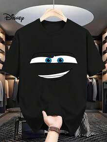 Disney Cars Lightning McQueen Face Outline Men's T-Shirt With Red And Blue Cartoon Print - A Casual, Short-Sleeved Crew Neck T-Shirt That Is Comfortable And Stylish, Suitable For Home And Outdoor Activities, Making It A Perfect Gift Idea. - màu đen - Xem 1