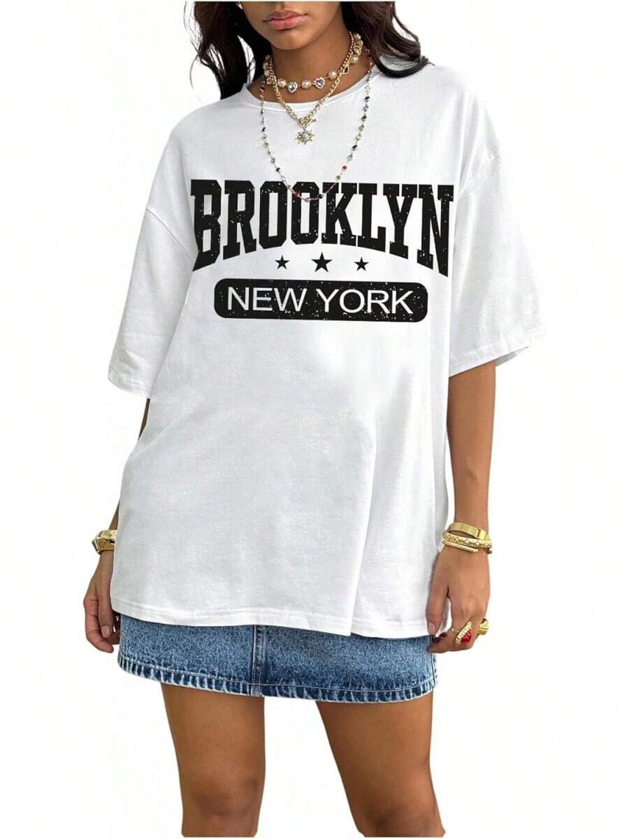 Y2K - Women's T-Shirts With Lip Print, Round Neck, Short Sleeve, Loose Fit And Versatile Shirt - Brooklyn Blanco - View 1