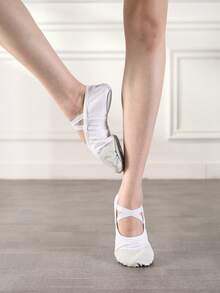 Women's White Soft Sole Ballet Shoes Breathable Toe For Yoga Pilates Gymnastics - White - View 5