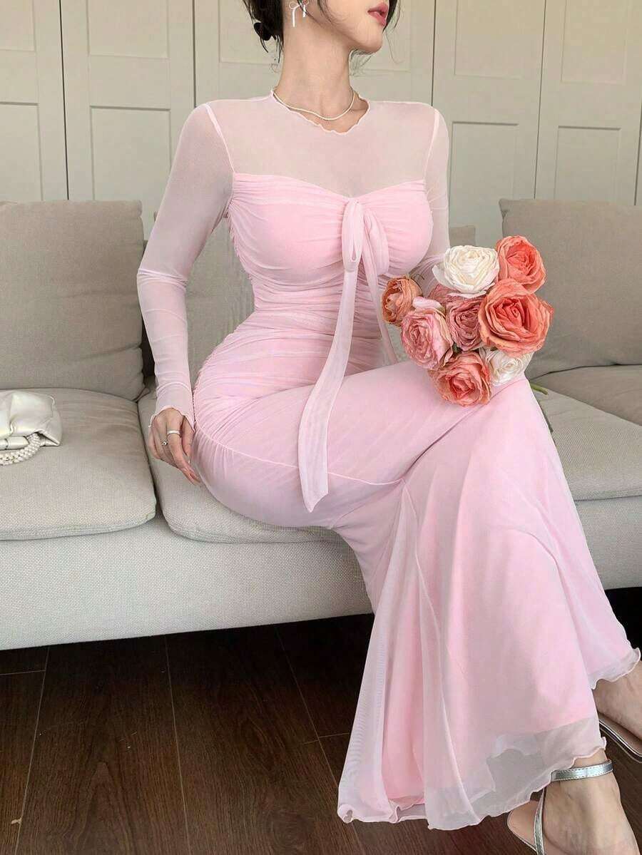 Vestido de verano de malla transparente rosa con diseño 2 en 1, con lazo en la cintura, elegante para el Día de San Valentín, boda, fiesta, ocasión formal, moda, ajuste ceñido, longitud midi, manga larga para mujer - Rosa - Ver 1