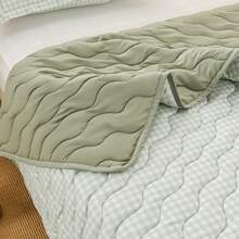 Lightweight Summer Quilt, Air Conditioning Quilt, Cooling Blanket, Single/Double Bed, Breathable Summer Comforter, Suitable For Camping & Hiking, Perfect Gift For Back To School Season, No Pillow Case Or Inner Included - Mint Green - View 5