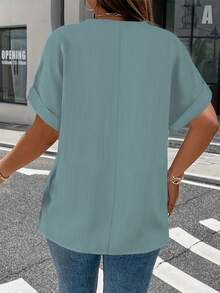 Plus Size Women's Solid Color Button-Up Casual Shirt Summer - Green - View 2