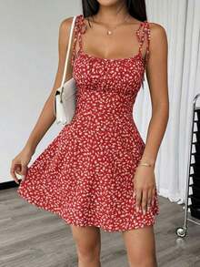 Women's Short Cami Dress With Ruched Bust And Bow Detail At The Front With Small Floral Print - 紅色 - 查看 3