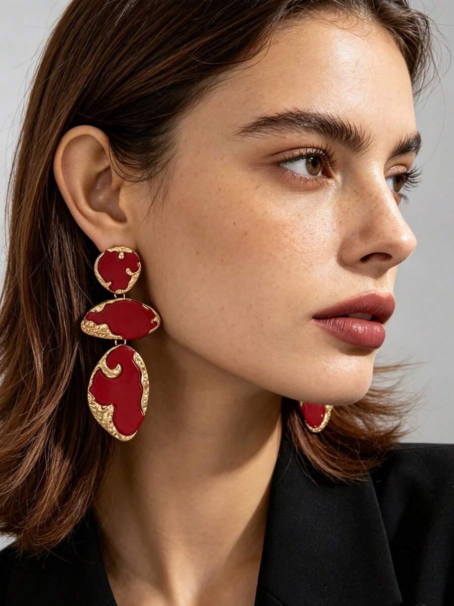 1 Pair Vintage Luxury Gold-Plated Alloy Red Enamel Three-Layer Asymmetrical Textured Dangle Earrings, Suitable For Women's Evening And Daily Wear - Red - View 1