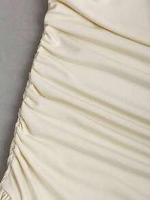 Vestido bandeau ajustado con hombros oblicuos para mujer - Amarillo mantequilla - Ver 4