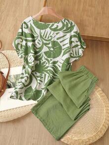 Conjunto de top de manga de murciélago con estampado floral y pantalones de pierna ancha, adecuado para primavera, verano y otoño. Conjunto de ropa de verano para mujer, atuendo de vacaciones, estilo europeo, conjuntos de verano casuales, ropa de vacaciones tropicales para mujer, atuendos de verano para mujer, atuendos casuales de primavera para mujer - Verde - Ver 2